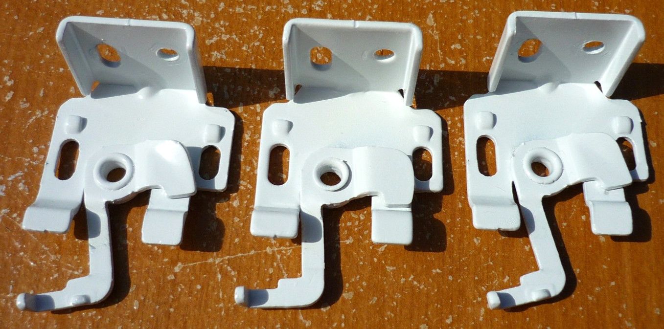 (3) Venetian Blind Universal Roman Blind Swivel Mounting Brackets fits Hillarys