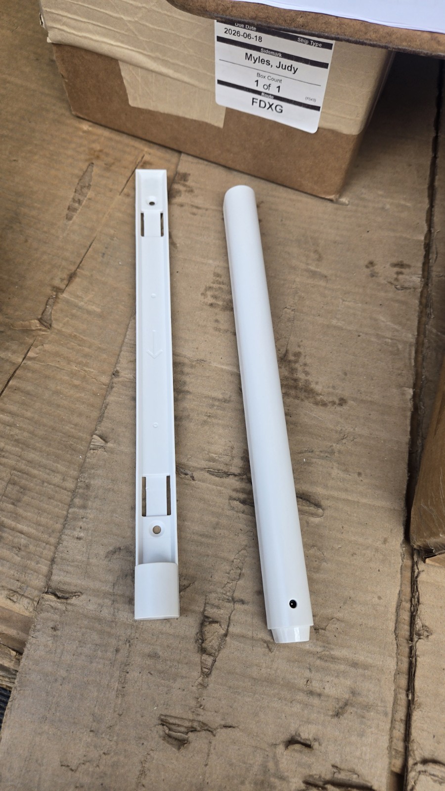 Hunter Douglas PowerView Rechargeable Battery Wand w/ Mounting Bracket – NEW