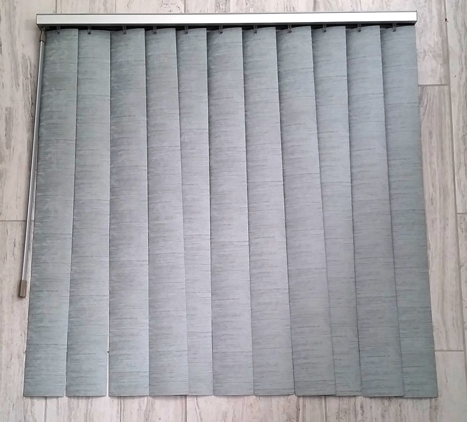 Allen+Roth Vinyl Vertical Blinds Custom Window 34″ x 34″ Beryl Green palm trees