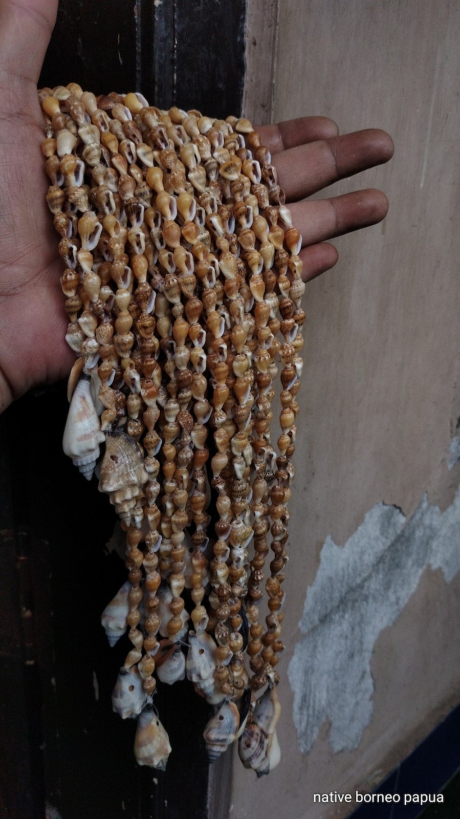 20 String Yellow Brown shells curtains,home decor,wall decor, , gifts