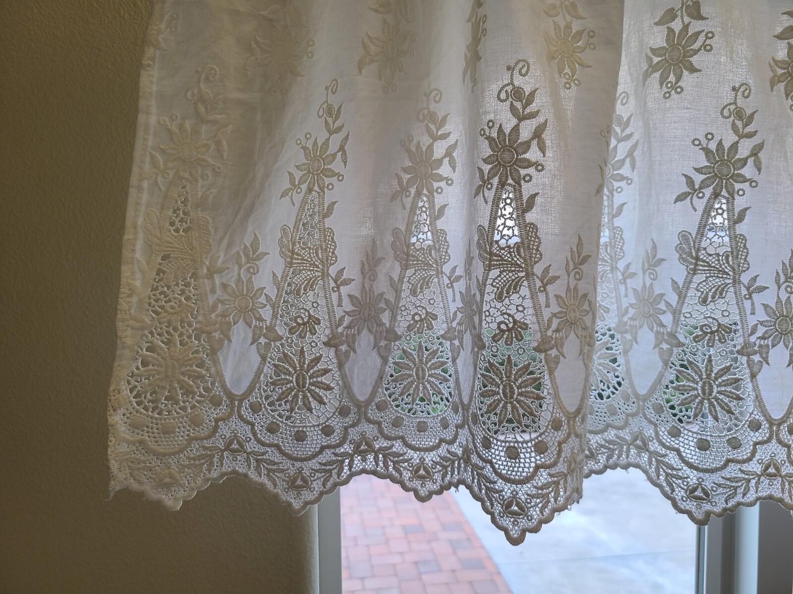 Beautiful White Embroidered Kitchen Half Curtain White Sheer Rod Pocket Curtain