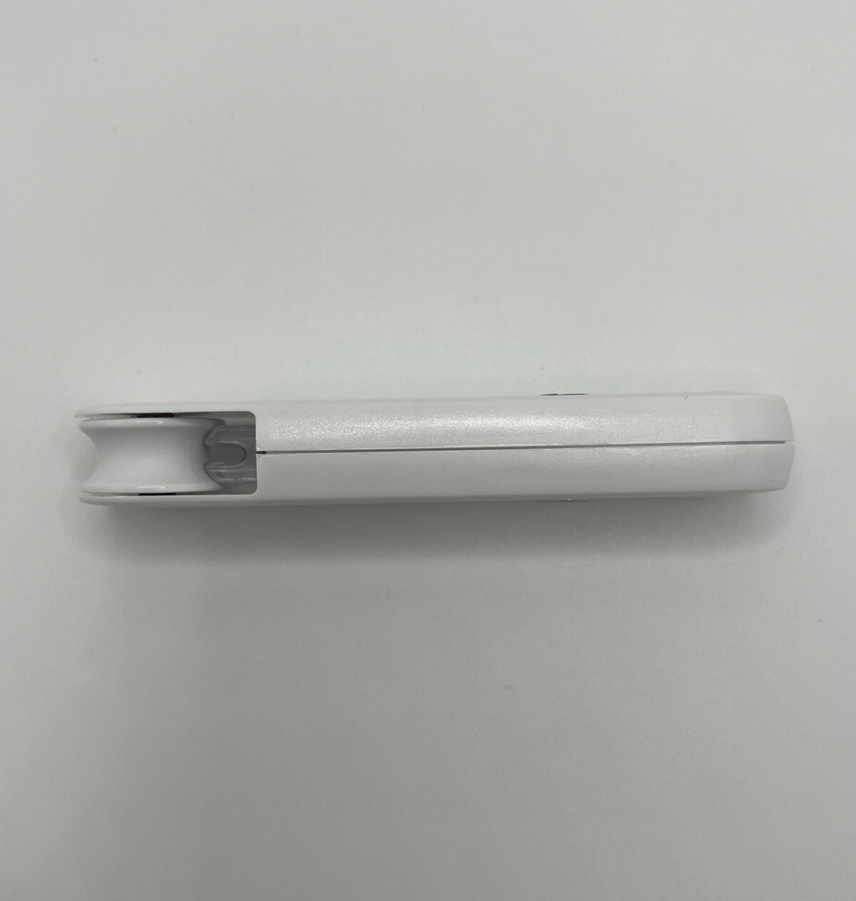 NEW White Hunter Douglas Chain Tensioner Comes With Chain Connector