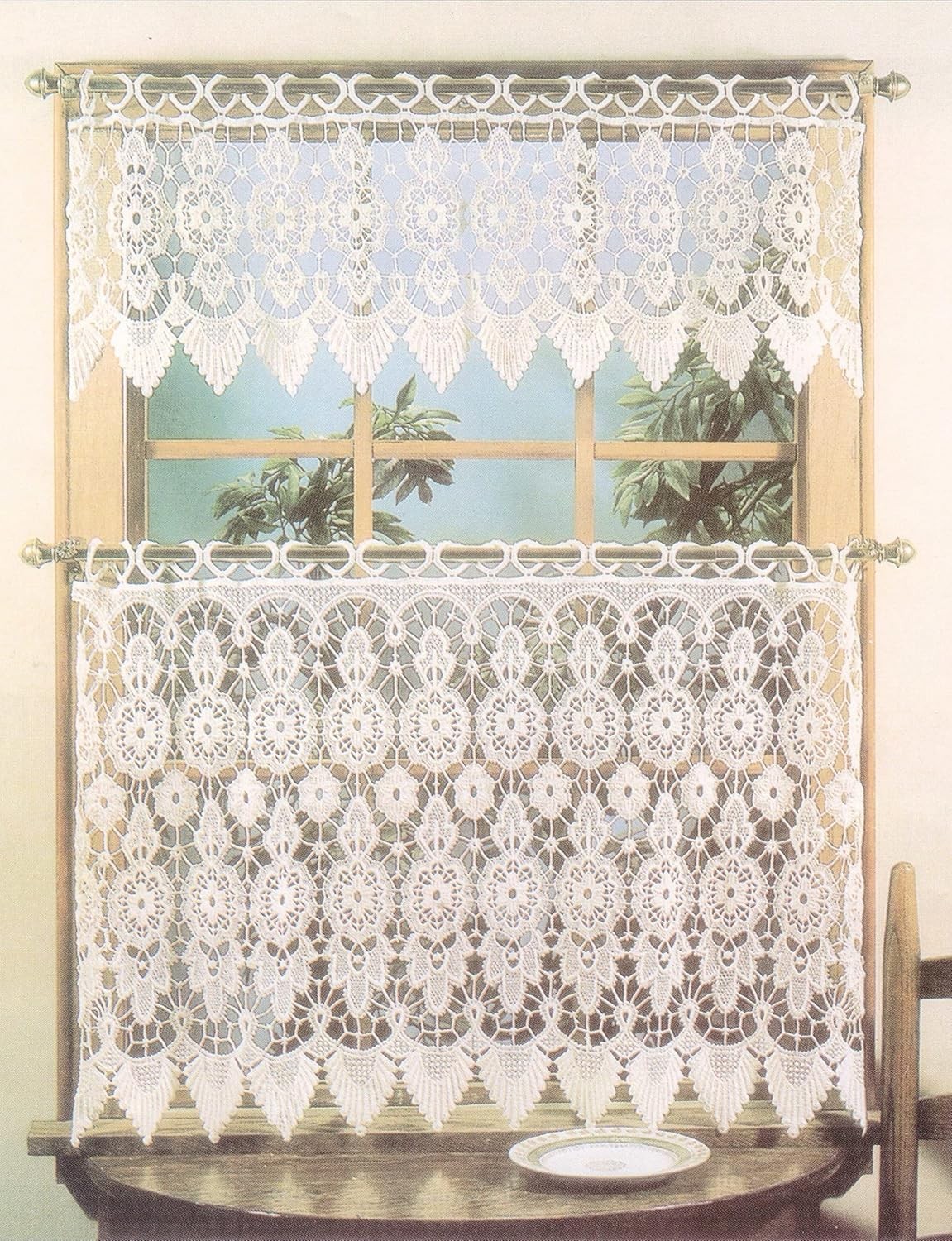 Medallion Macramé Tier 24″,Ecru, 35W x 24L