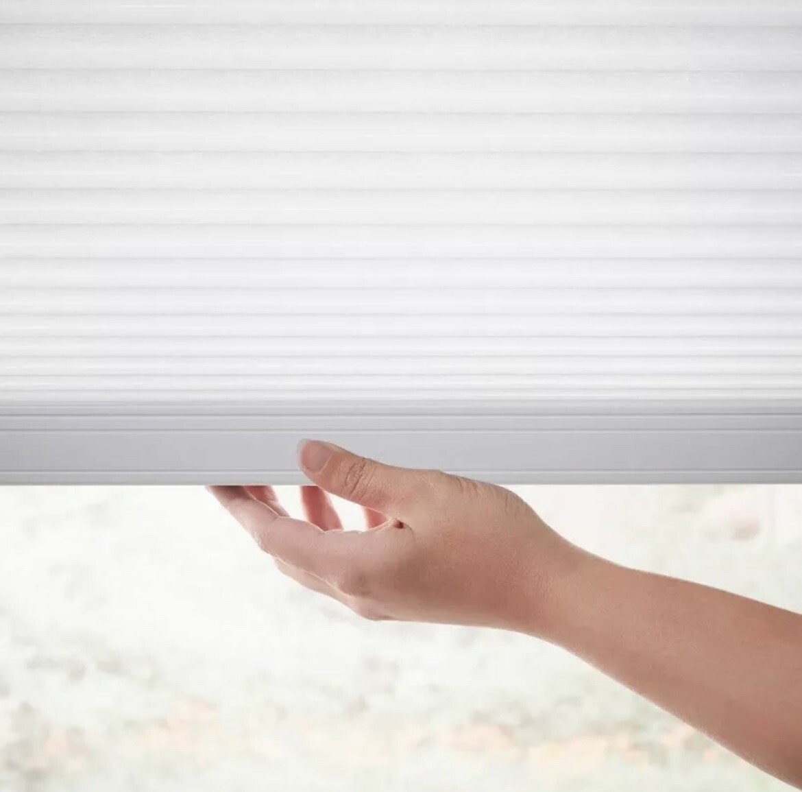 36” X 64” Snow Drift Light Filtering Cordless Cellular Shade