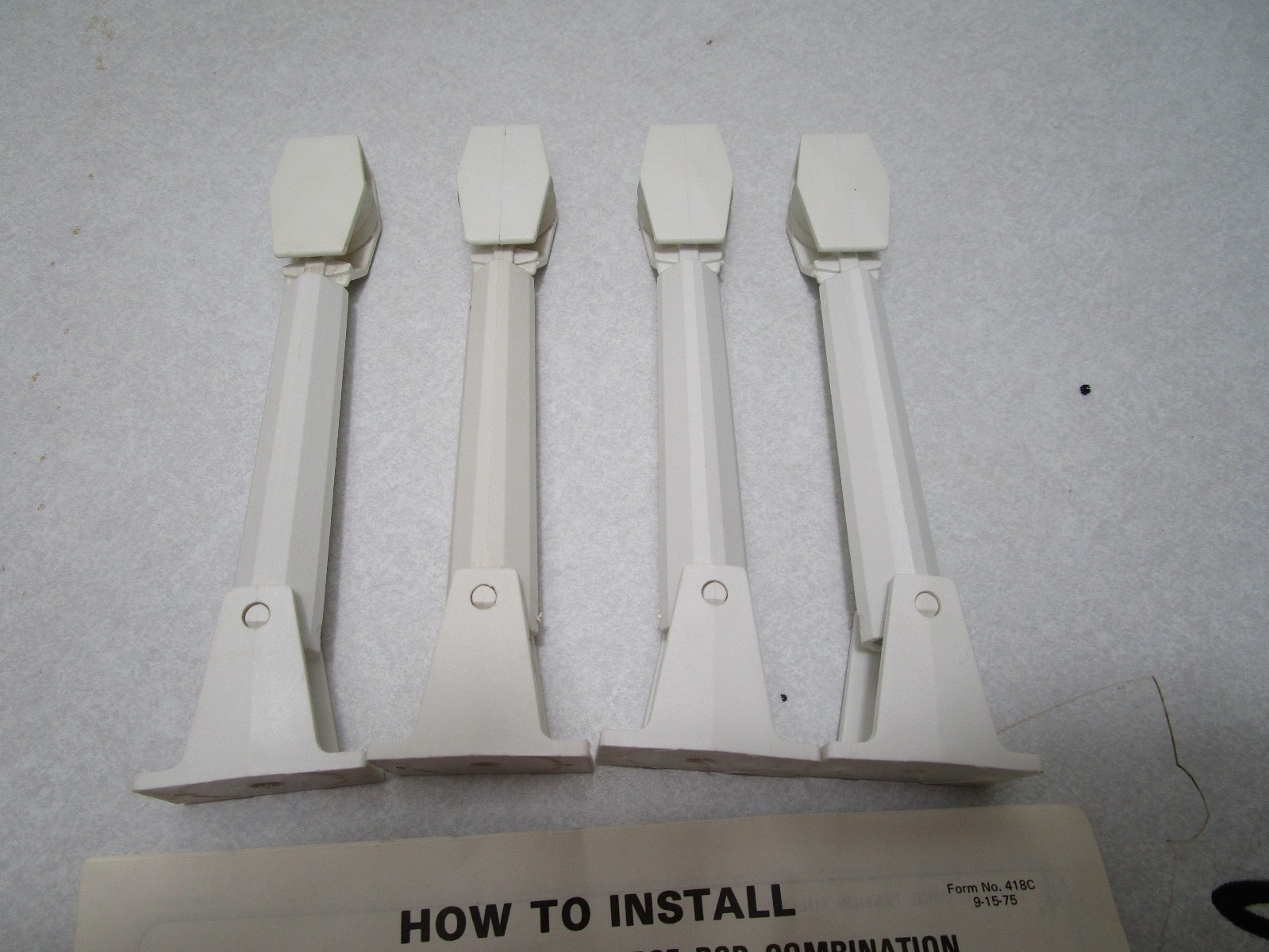VINTAGE TRAVERSE CURTAIN ROD TENSION PULLEYS DRAPERY VERTICAL BLIND SUPPORT READ