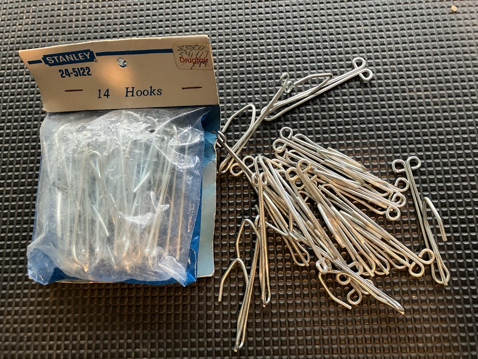 DRAPERY Curtain METAL HOOKS Assorted LOT See Photos