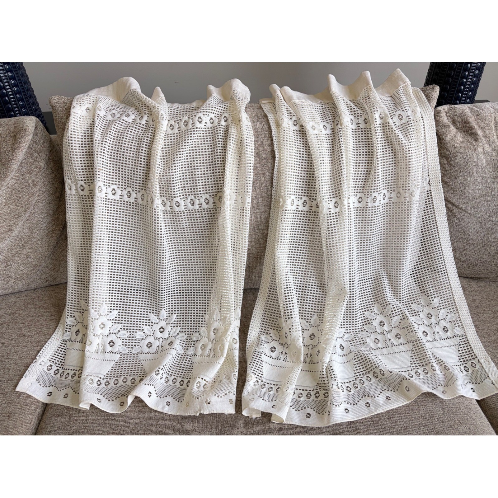 Vintage JCPenney White Lace Floral Flower Pot Curtain Panels Set of 2 32×36