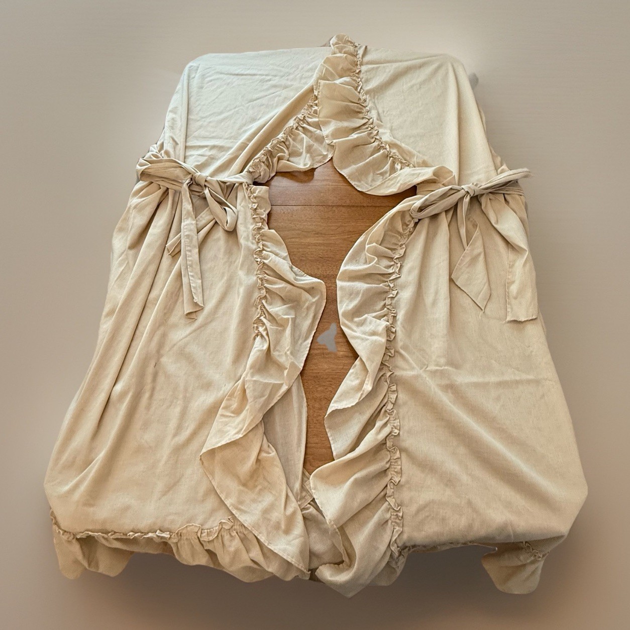 1980s VTG Ruffled Priscilla Curtain SET 2 WIDE Panels Tie Back Beige 84×83 EACH