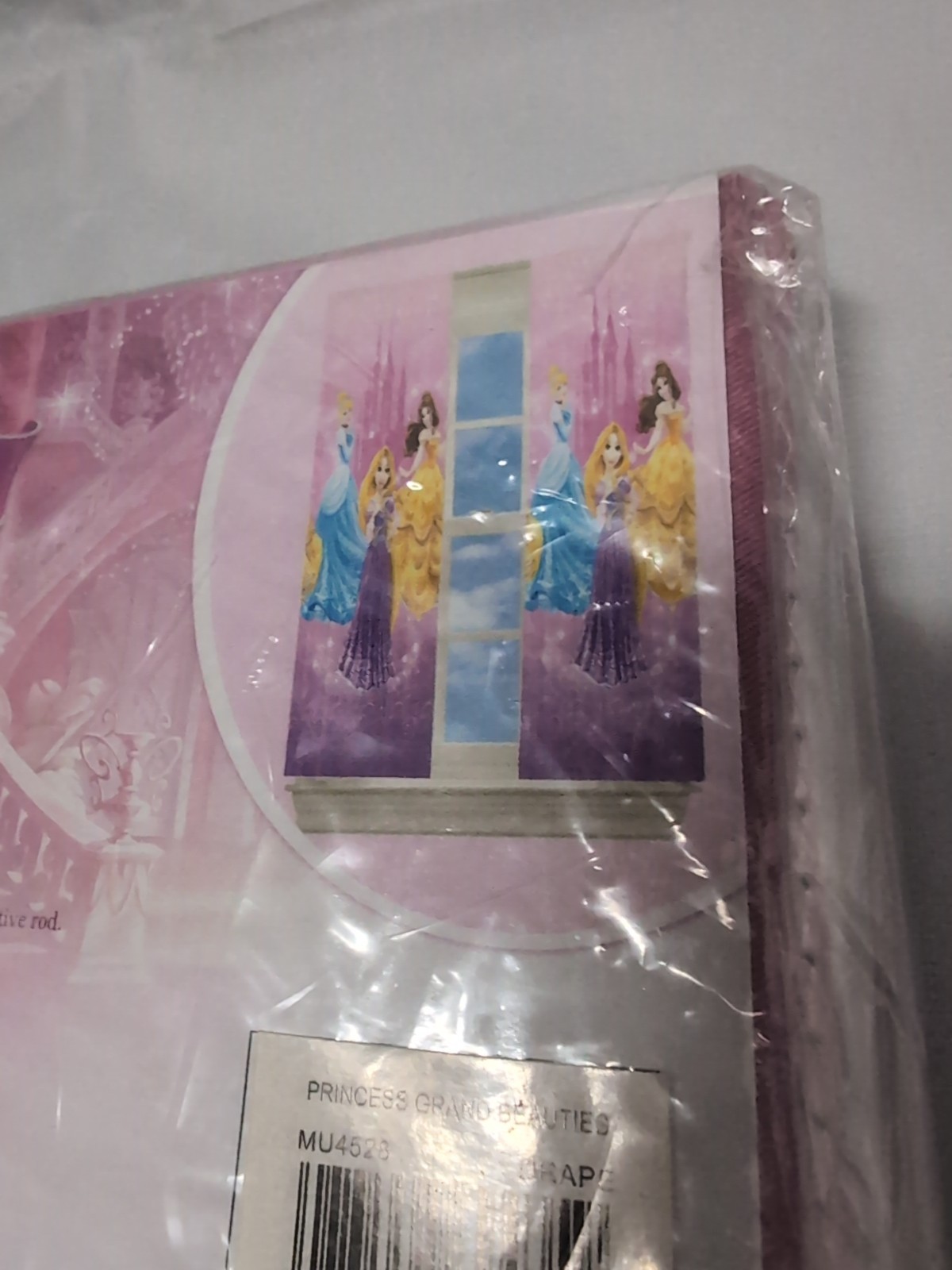 Disney Princess Lights Off Room Darkening Drapery Single Panel 42 X 63 – NEW