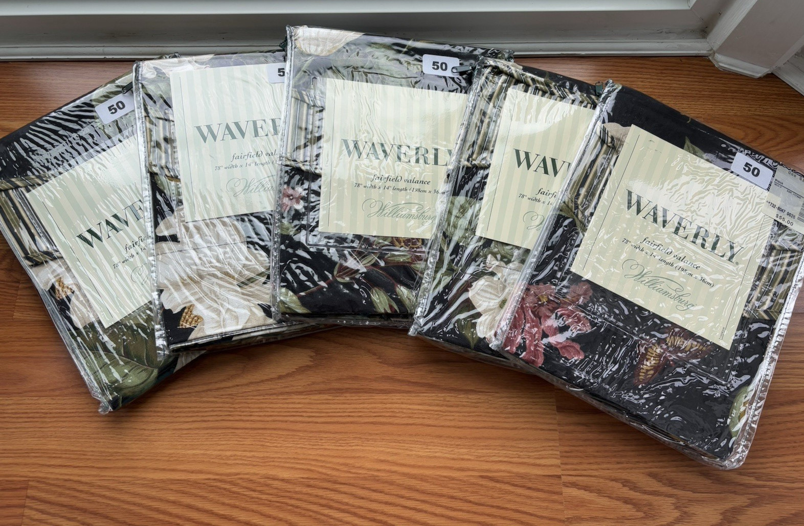 NWT WAVERLY (1) Williamsburg Garden Images Black Ascot Valance 78 x 14 See Note
