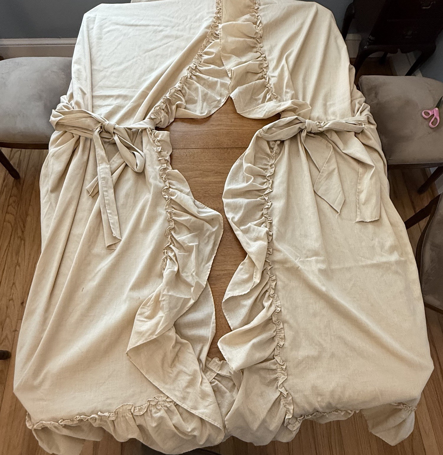 1980s VTG Ruffled Priscilla Curtain SET 2 WIDE Panels Tie Back Beige 84×83 EACH