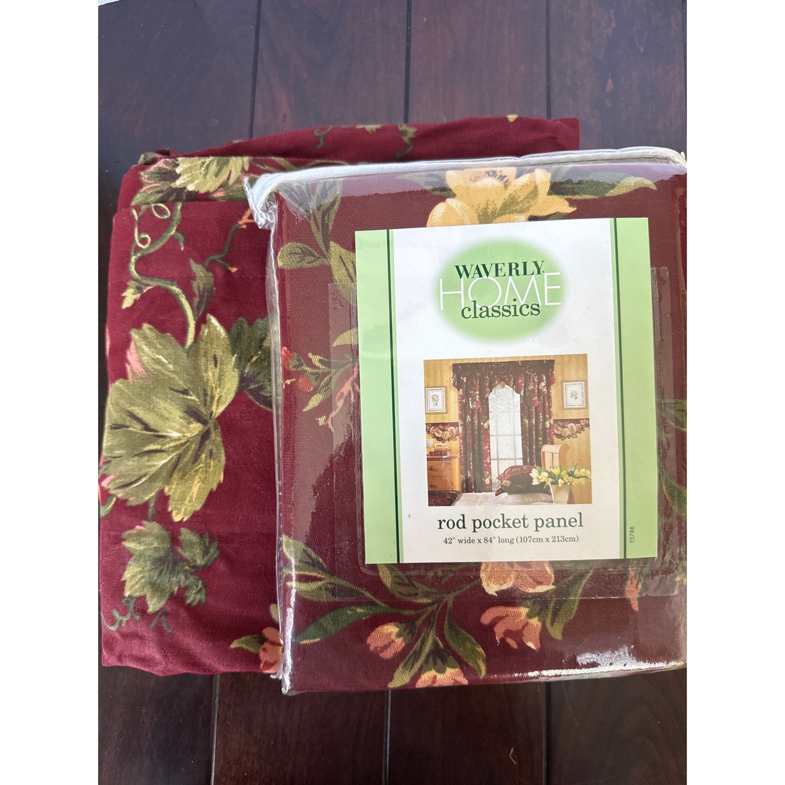 2 Waverly Home Classics Chianti Merlot Floral Rod Pocket Curtain Panels 42×84