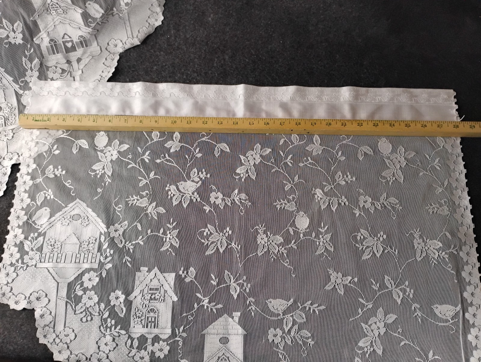 Pair White Floral Lace Triangle Valance Swag Sheer Bird House Birds Floral 28×36