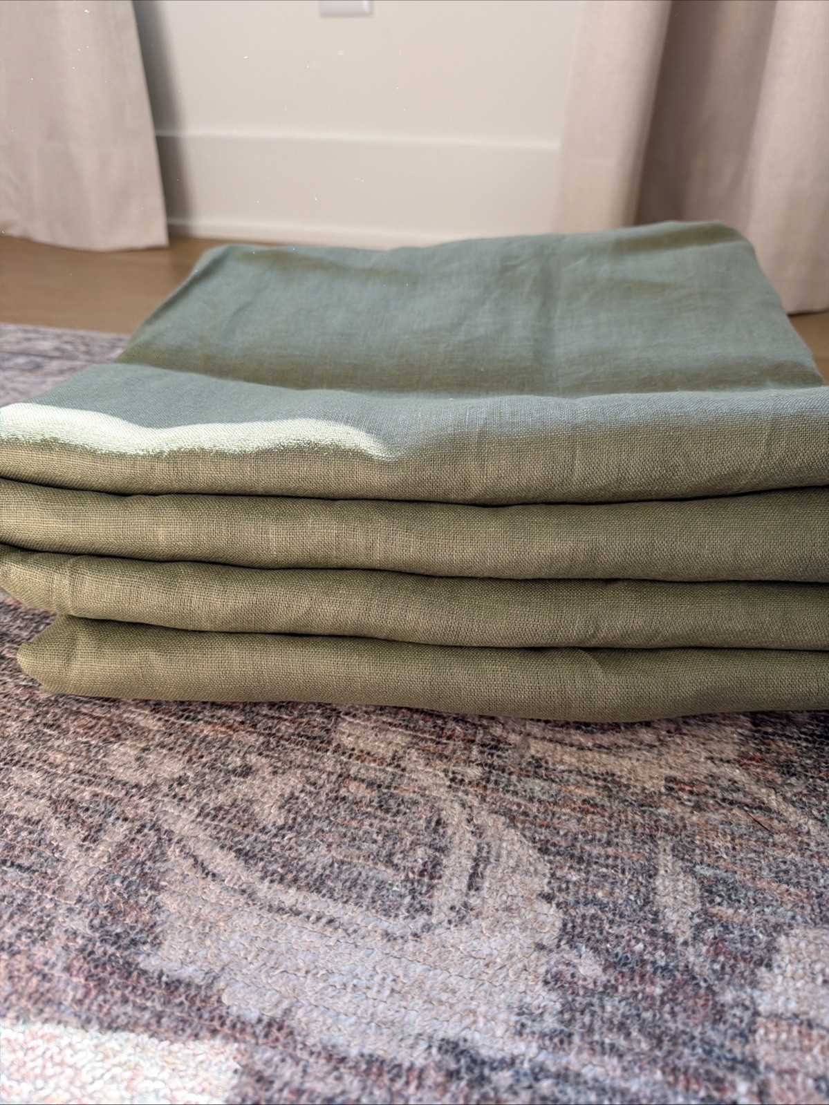 IKEA DYTAG Light Filtering Green Curtains 2 Pair (57×98 “) 405.528.91 Olive Gray