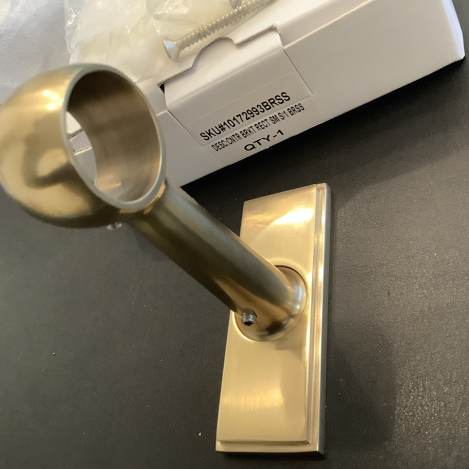 Restoration Hardware Easton Closed Center Bracket Rectangular Brass Small