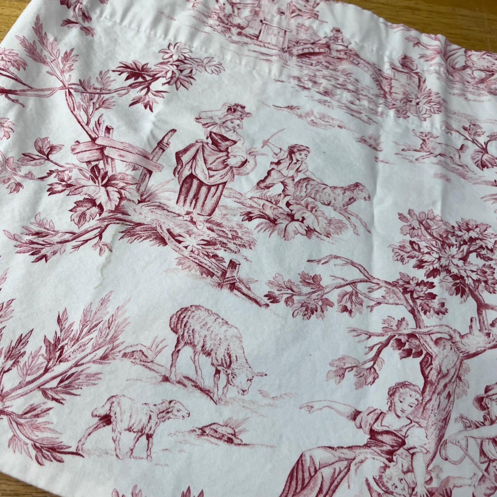 Vtg Country Curtains Red White Toile Valance French Country Pastoral 52×19 USA