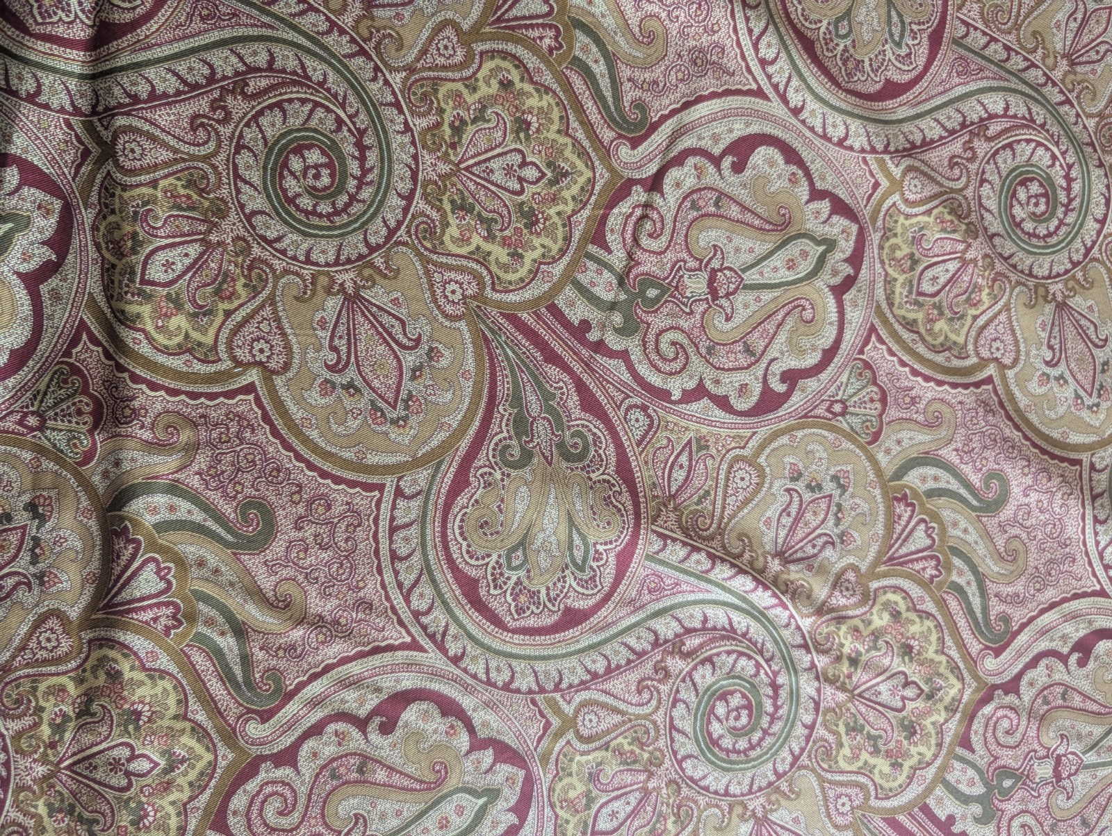 Waverly Paddock Shawl Valance. 100% Cotton. Fabric By The Yard . 55″ Wide
