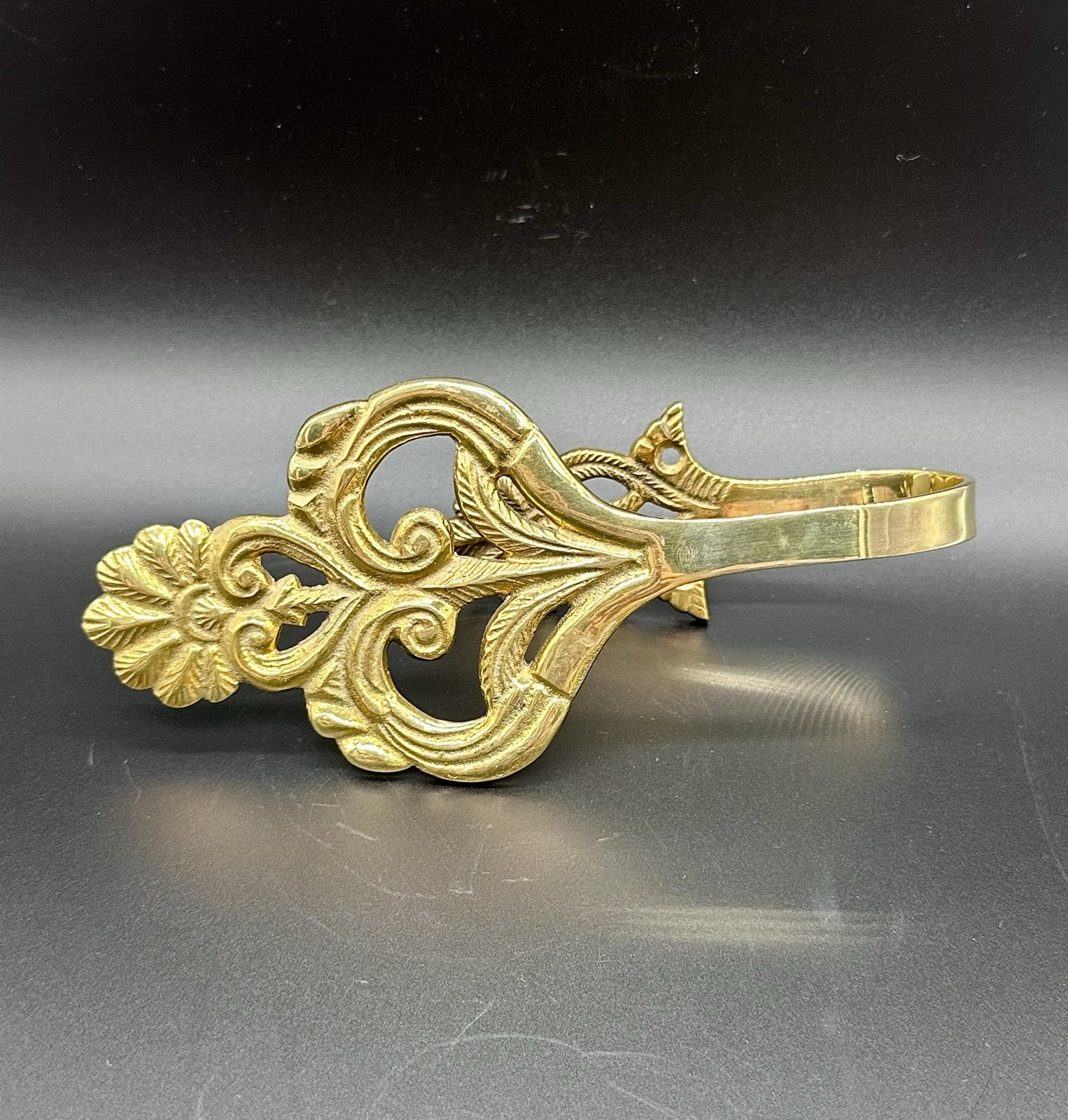 Vtg Solid Brass Curtain Holdbacks Set of 4 Made in India Rococo Leaf Tie Backs