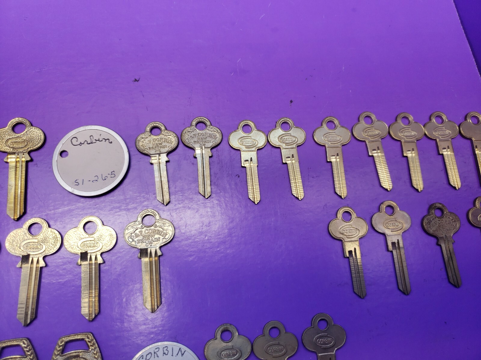 123 ASSORTED LOCKSMITH ORIGINAL CORBIN RUSSWIN KEY BLANKS 1001EB , 1000K SEE PIC
