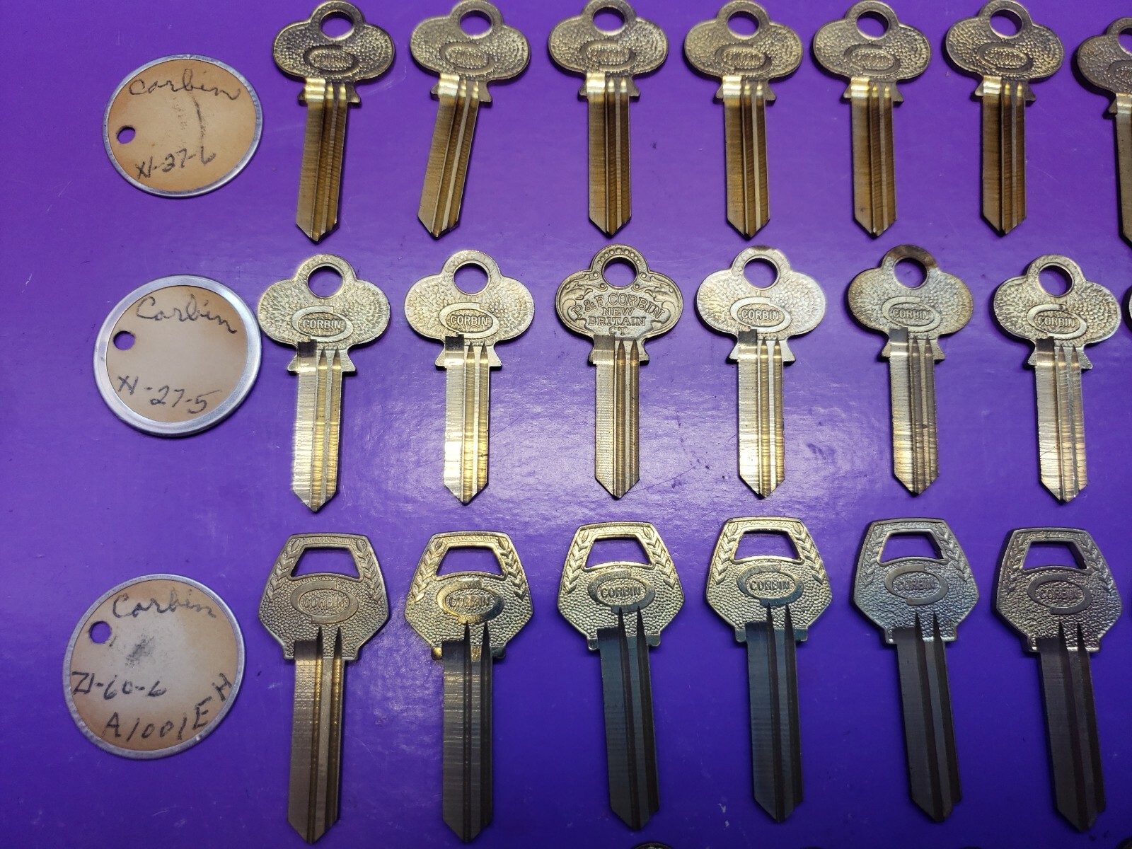 123 ASSORTED LOCKSMITH ORIGINAL CORBIN RUSSWIN KEY BLANKS 1001EB , 1000K SEE PIC