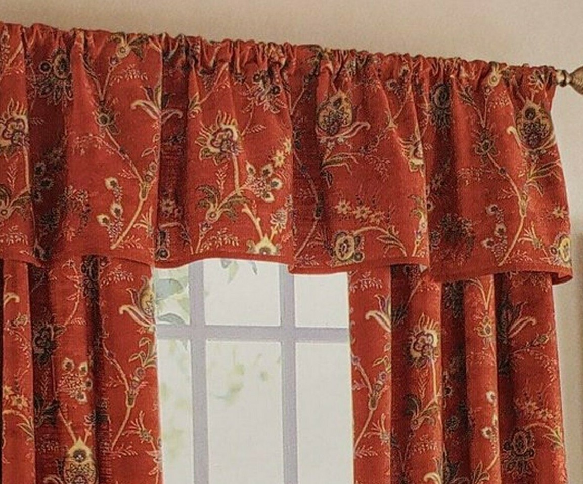 Cindy Crawford Matera Vine Tailored Valance JC Penney Floral Lined Paprika RED