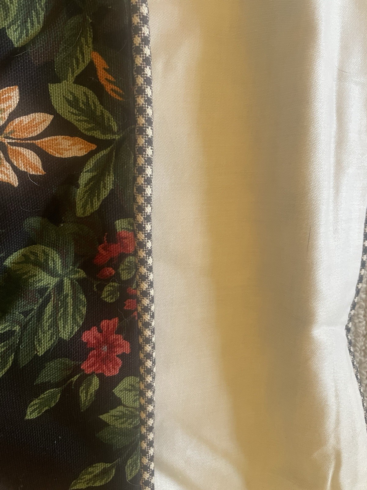 Custom made w Ralph Lauren Cabbage Roses Floral & Check Window Valance 208×17