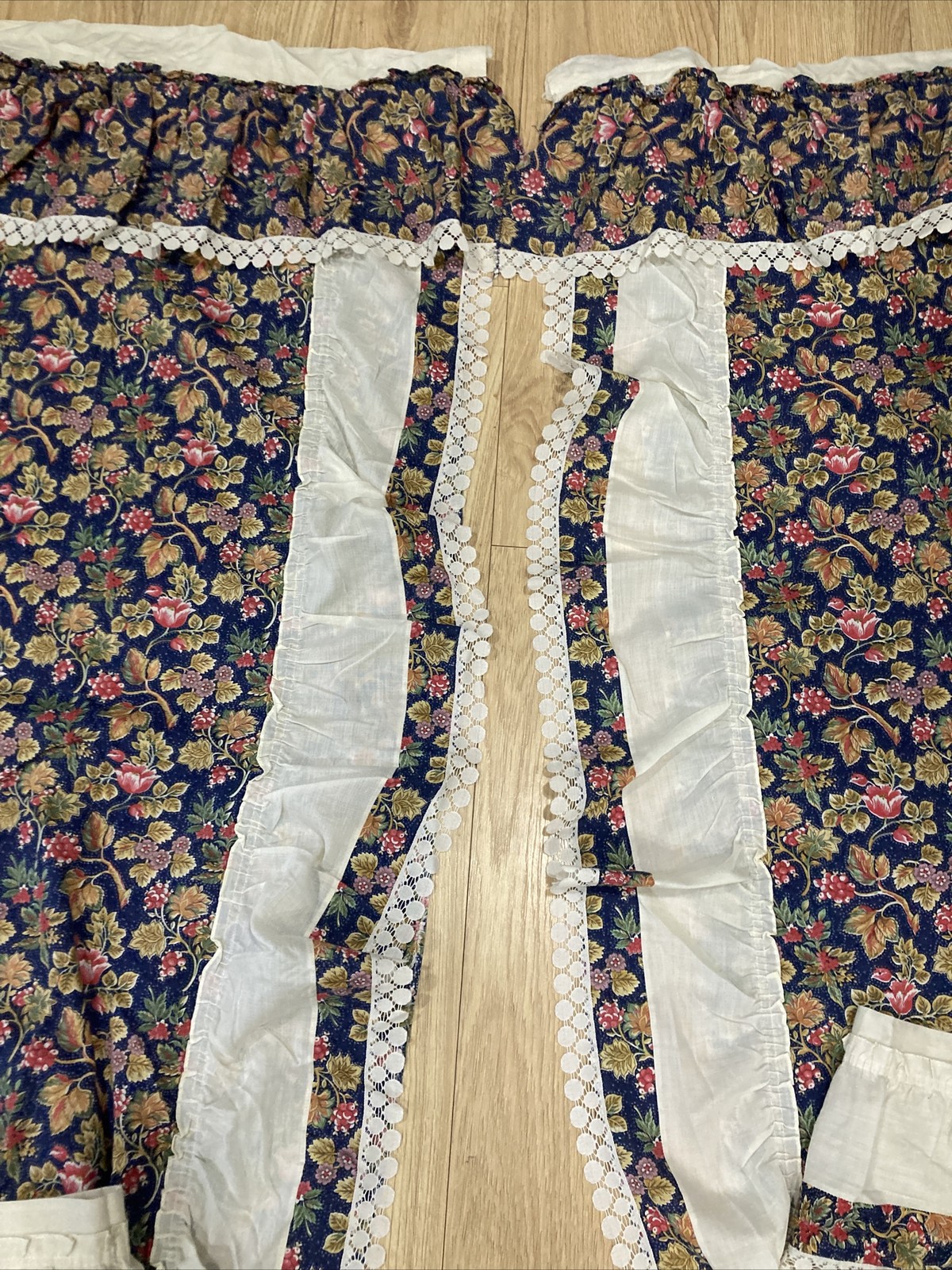 2 Pairs Attached Valances Rifled Laced Cotton Blend Floral Curtains 45”W/78”L