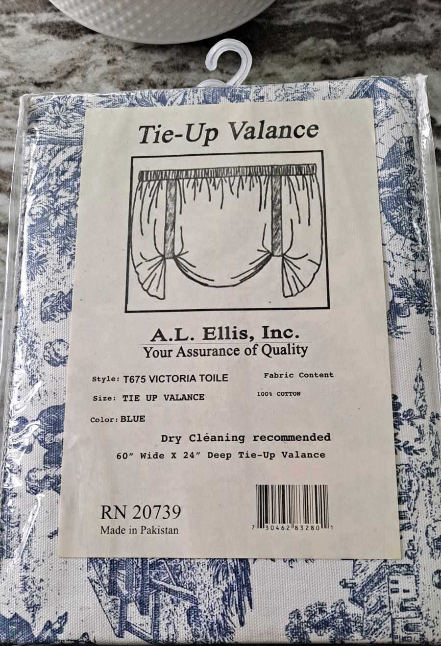 Single A.L. Ellis Victoria Toile 60″ x 24″ Tie-Up Valance in Blue