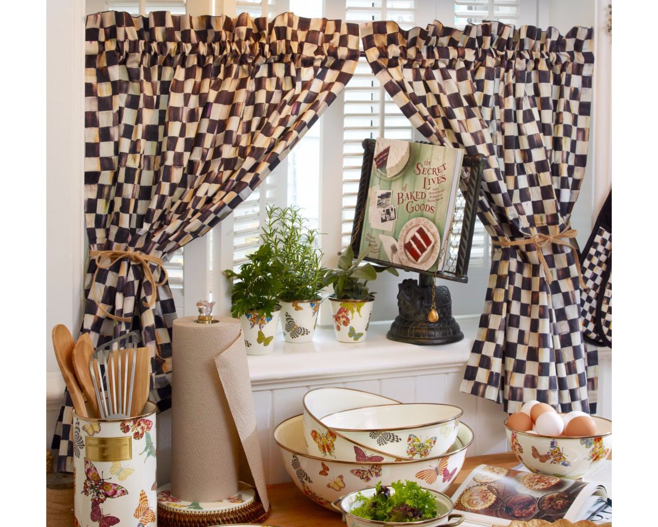 Mackenzie Childs COURTLY CHECK Kitchen CAFE CURTAINS 2 Panels Ea 36w”x31″t m26-5