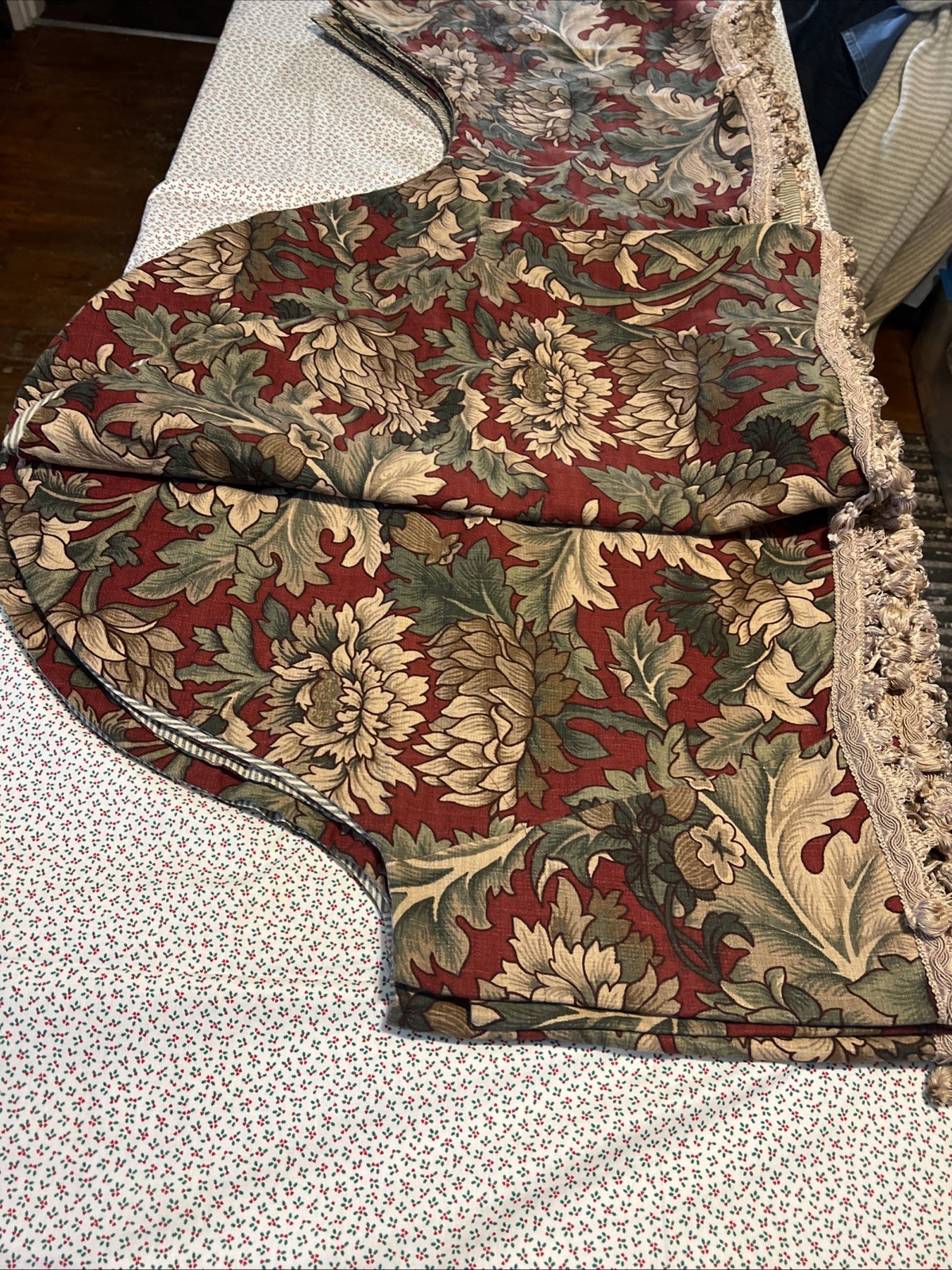 Vintage Custom Scalloped 130” Valances Set of 4 Floral Tapestry Lined w/ Fringe