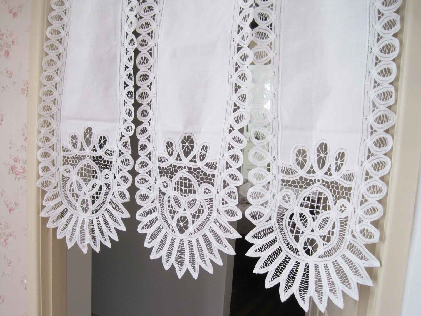 Only@ Elegant Three Panel Hand Batten Lace White Cotton Door Curtain 94cm Drop