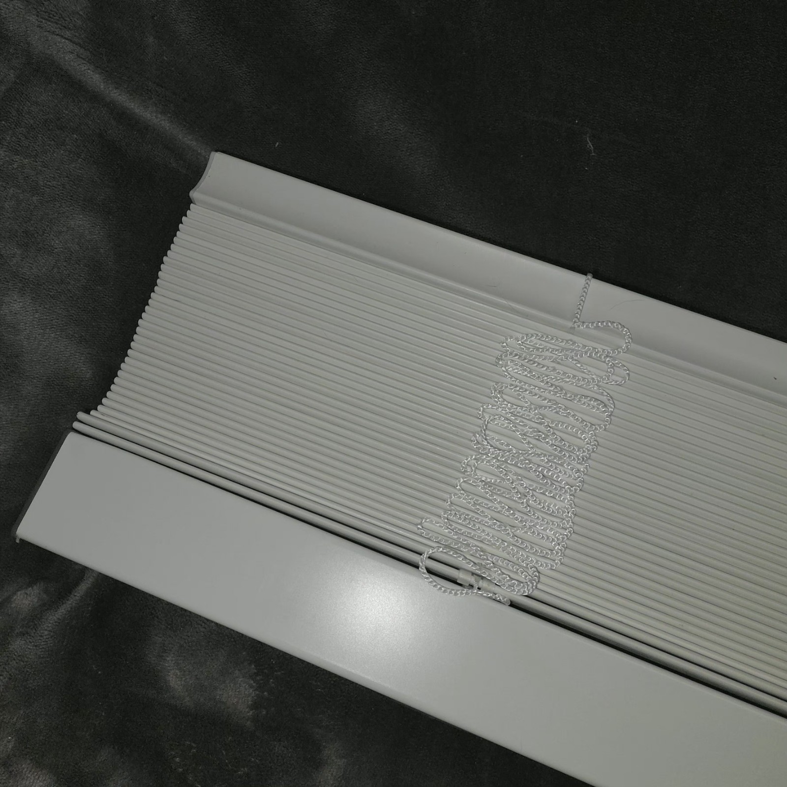Lotus & Windoware Cordless, 2 Inch Faux Wood Blind-Bright White-34×60 & 46.5×60