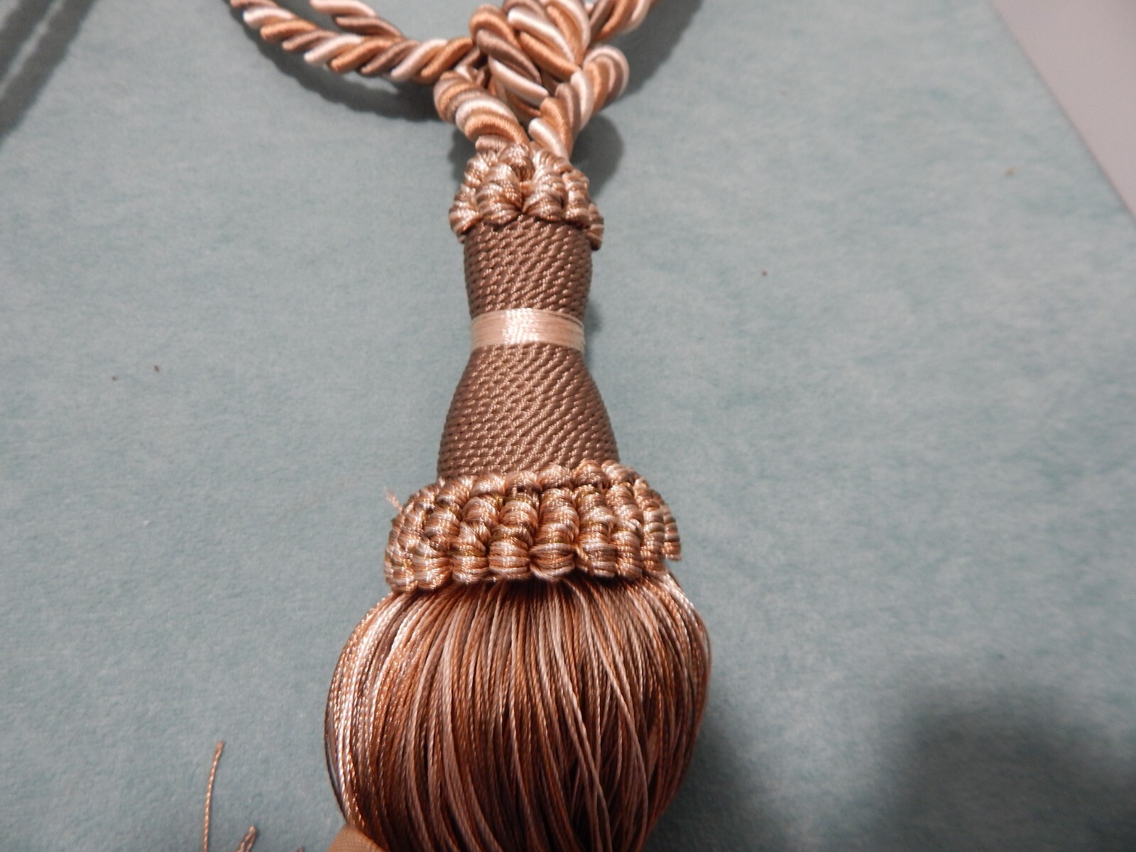 Large Luxurious Rope Curtain Tie Backs with Tassels set of 3 New without box.