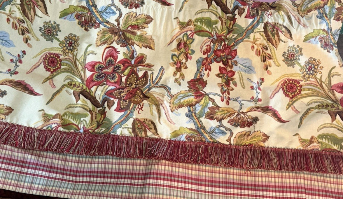 Waverly Hyde Park Valance Jacobean Floral Tassel Fringe Red Green Tan 23″x76″