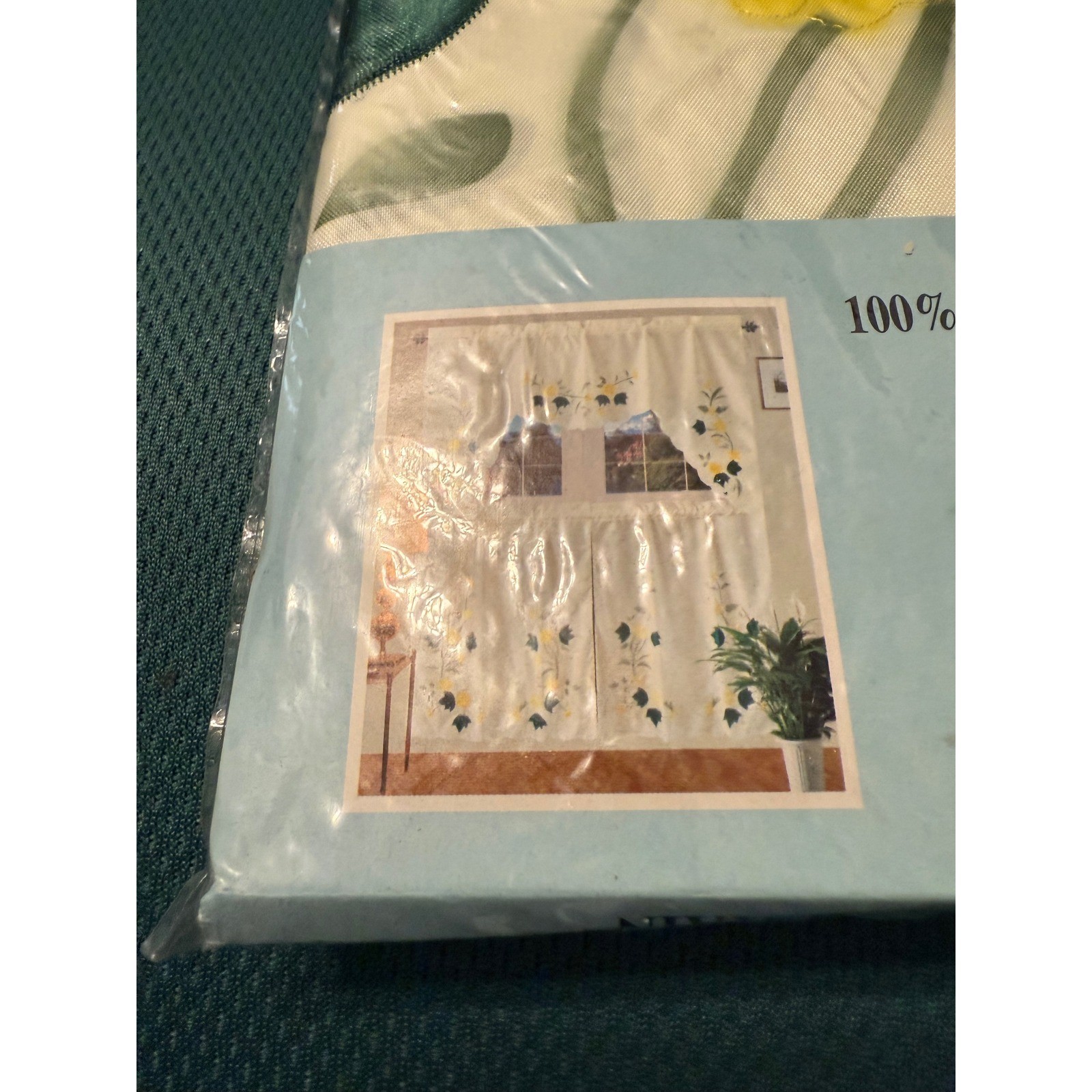 100 Percent Polyester Kitchen 3 pc Curtain Set Floral Yellow Blue Art 40004 New