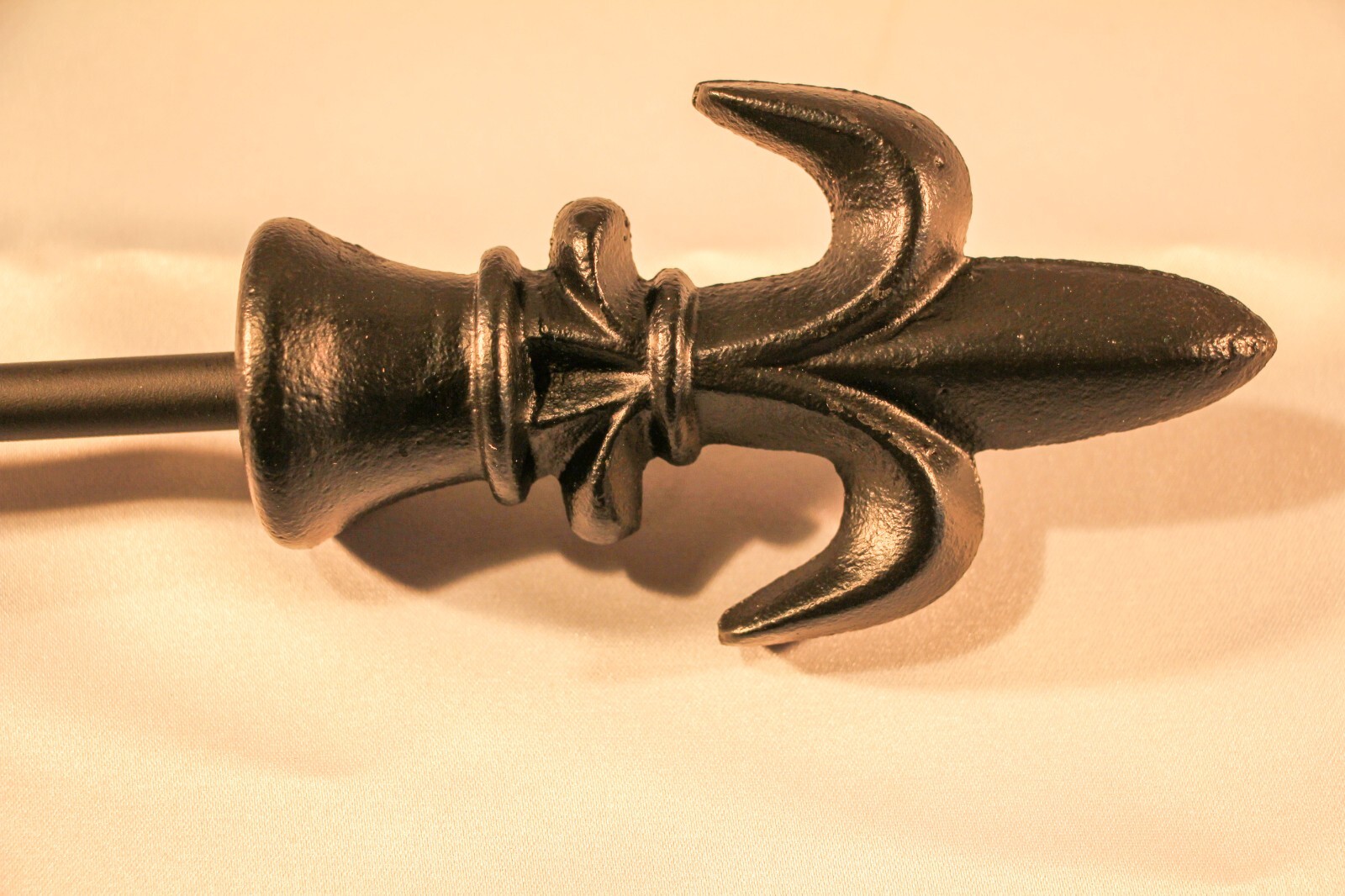 Single Drapery bar finial “fleur de lis” with 12 1/2″ post cast iron black