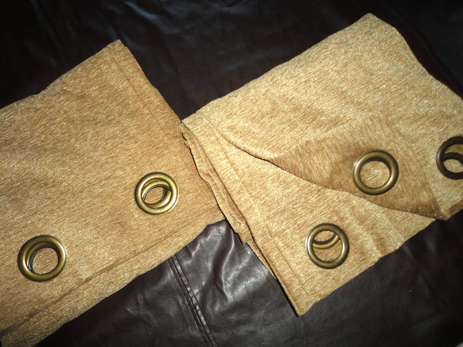 CHAPS TEXTURED SHIMMER CHENILLE GOLD (2) GROMMET CURTAINS PANELS 42 X 95