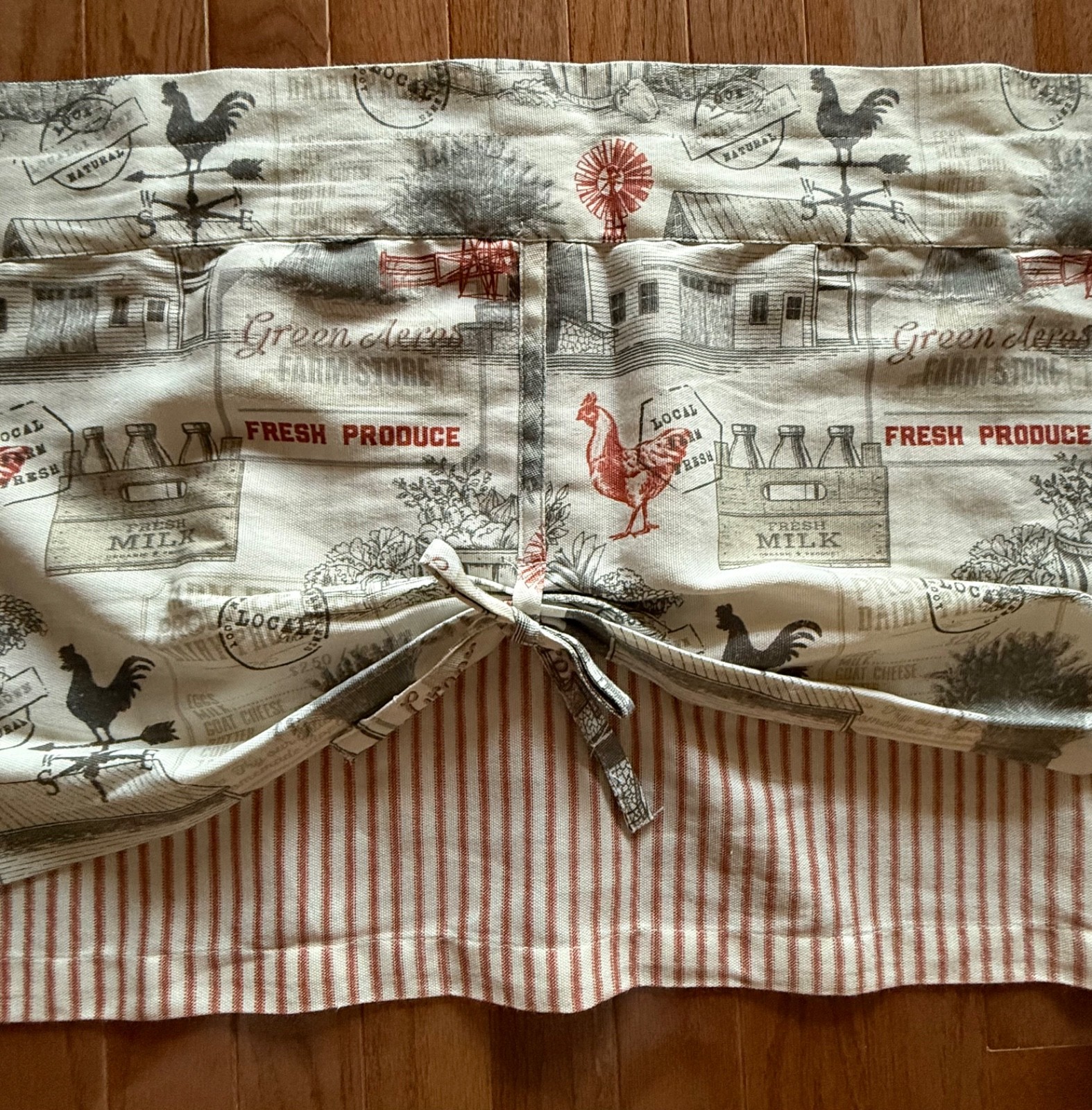 Better Homes & Gardens Rustic Farmhouse Kitchen Window Valance Rooster, 1 panel