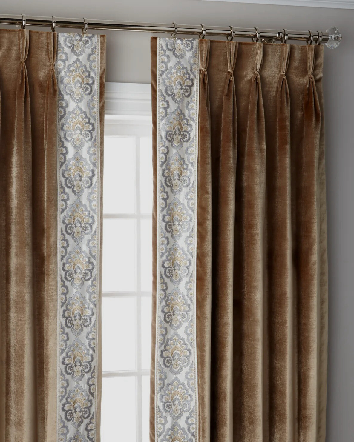 $950 Misti Thomas Brown Silk Blend 3 Fold Blackout Curtain Panel 96″