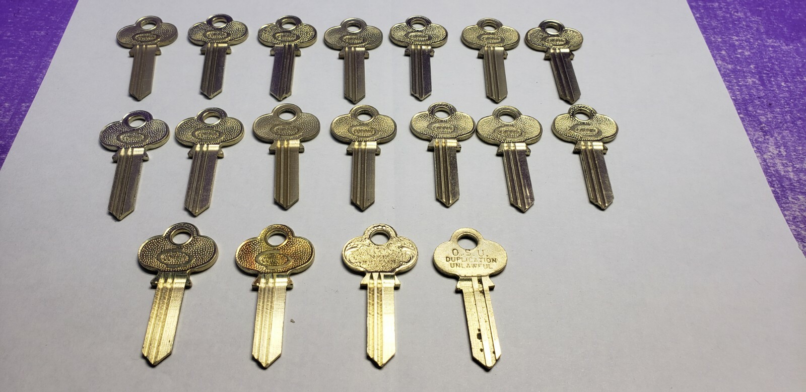 18 ASSORTED CORBIN X1-77-5 LOCKSMITH ORIGINAL CORBIN KEY BLANKS NEW OLD STOCK