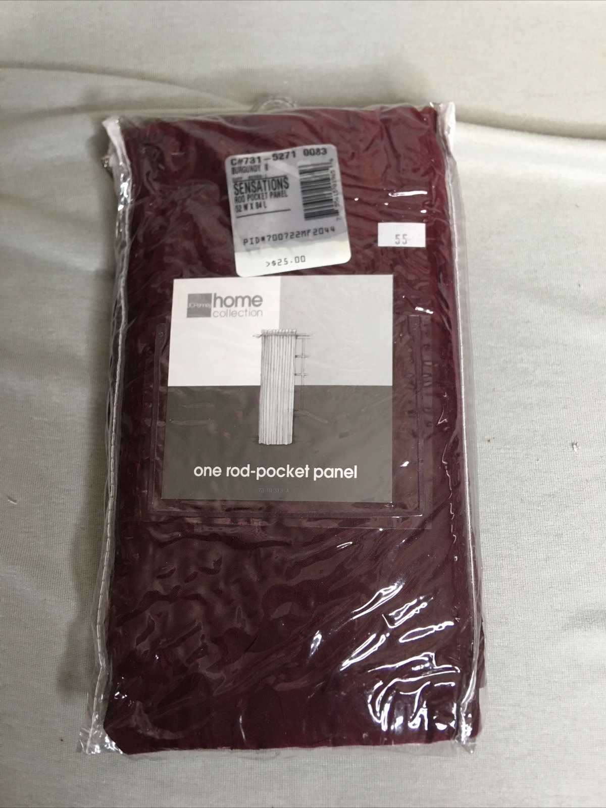 JC Penney home collection one rod pocket panel burgundy CURTIAN 52 x 84 a271
