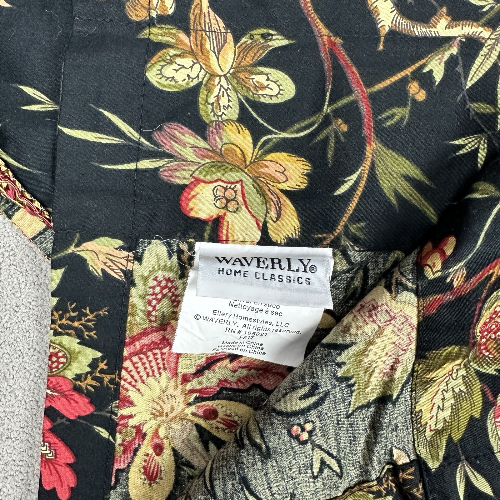 2 Waverly Felicite Noir Window Valance 47×16” Scallop Trim Black Jacobean Floral