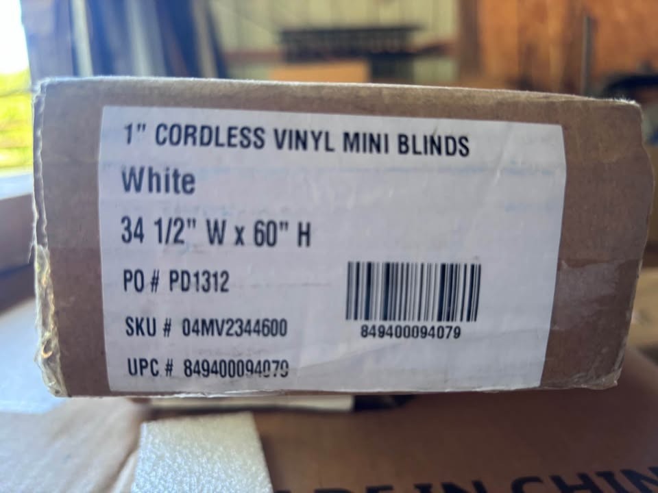 Cordless 1″ Vinyl Mini Blind – White (2 sets) 34 1/2W x 60″H