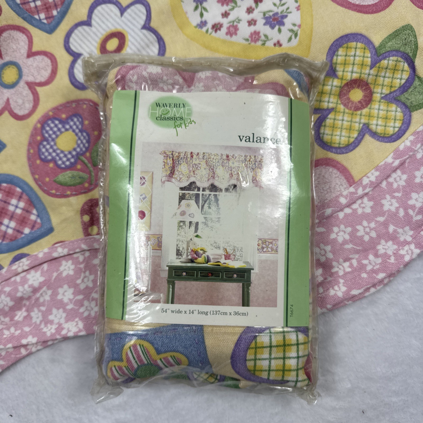 2 WAVERLY KIDS VALANCE HEARTS FLORAL PATCH PASTEL FAIRFIELD 54X14