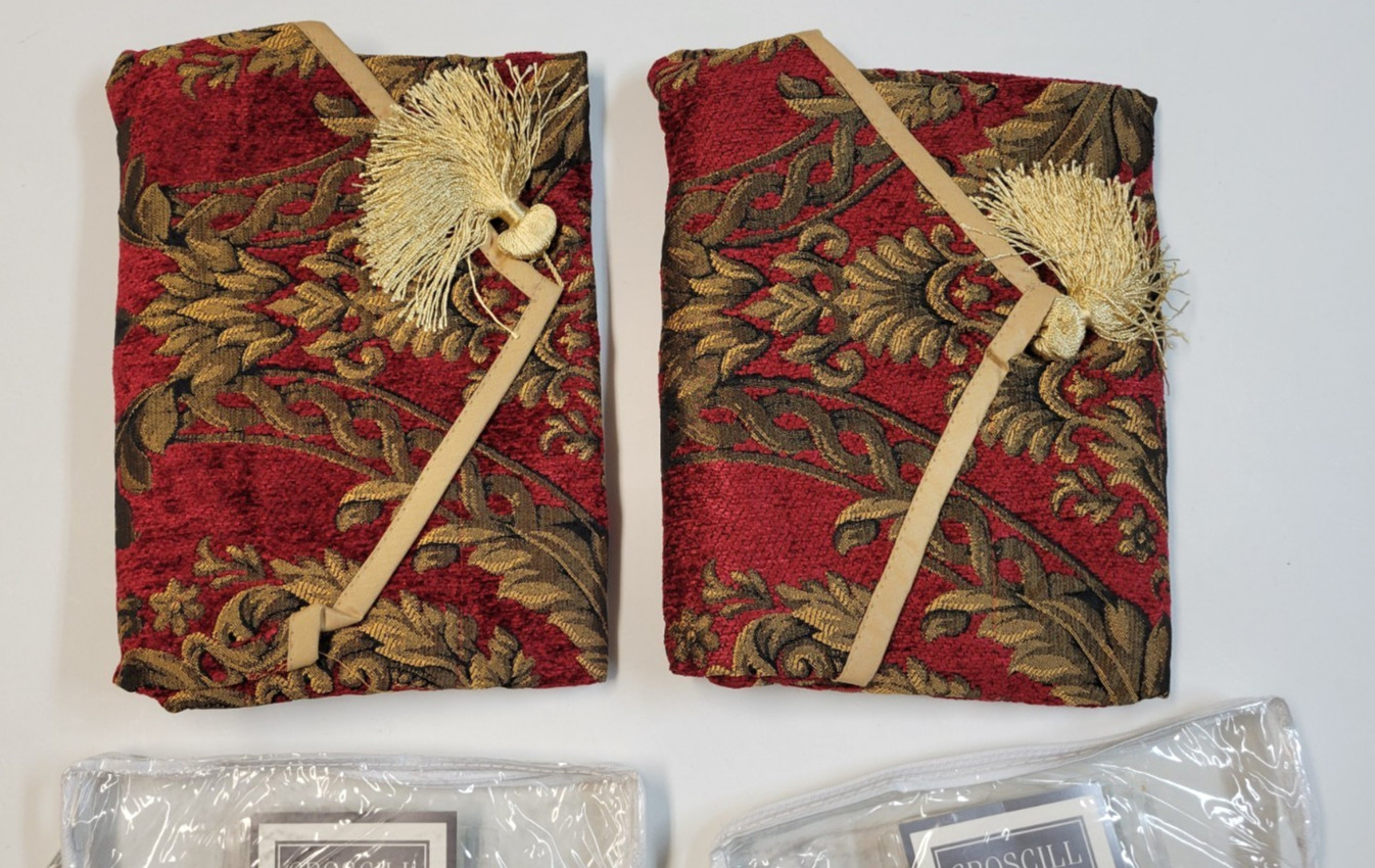 Croscill Imperial ( 1 ) Ascot Valance 40×21 Red w/ Gold Tassel PLS READ Multi