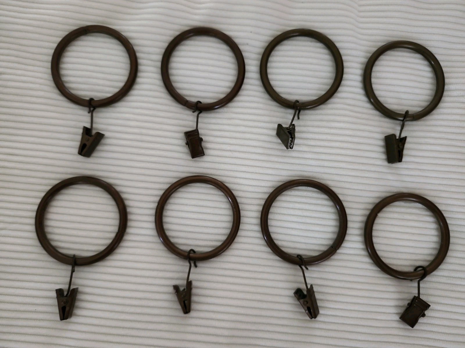 LOT of 52 Curtain rings w/clips Inside Diameter is 1-3/4″ ( 1.75″) Bronze