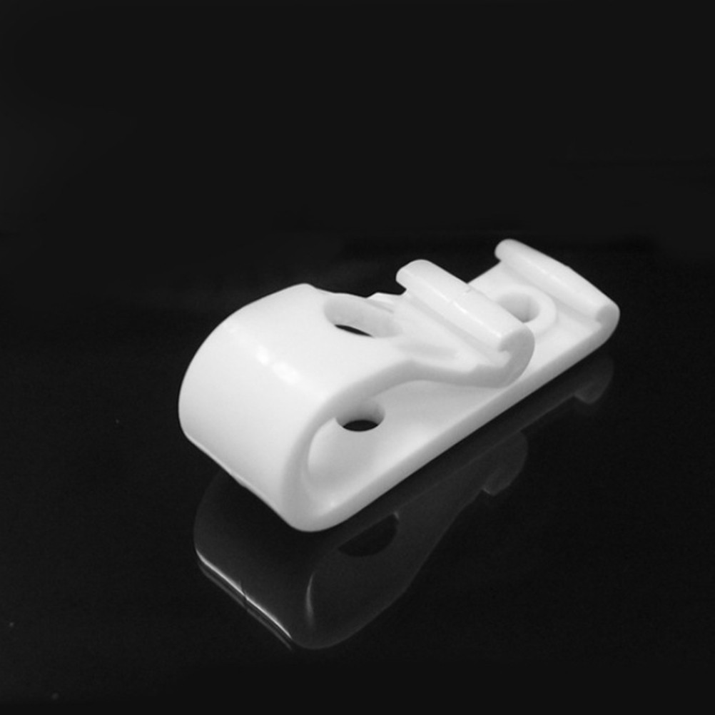 2 Pcs Curtain Safety Hook Clips for Child Safety on Roller Blind Chain Cords