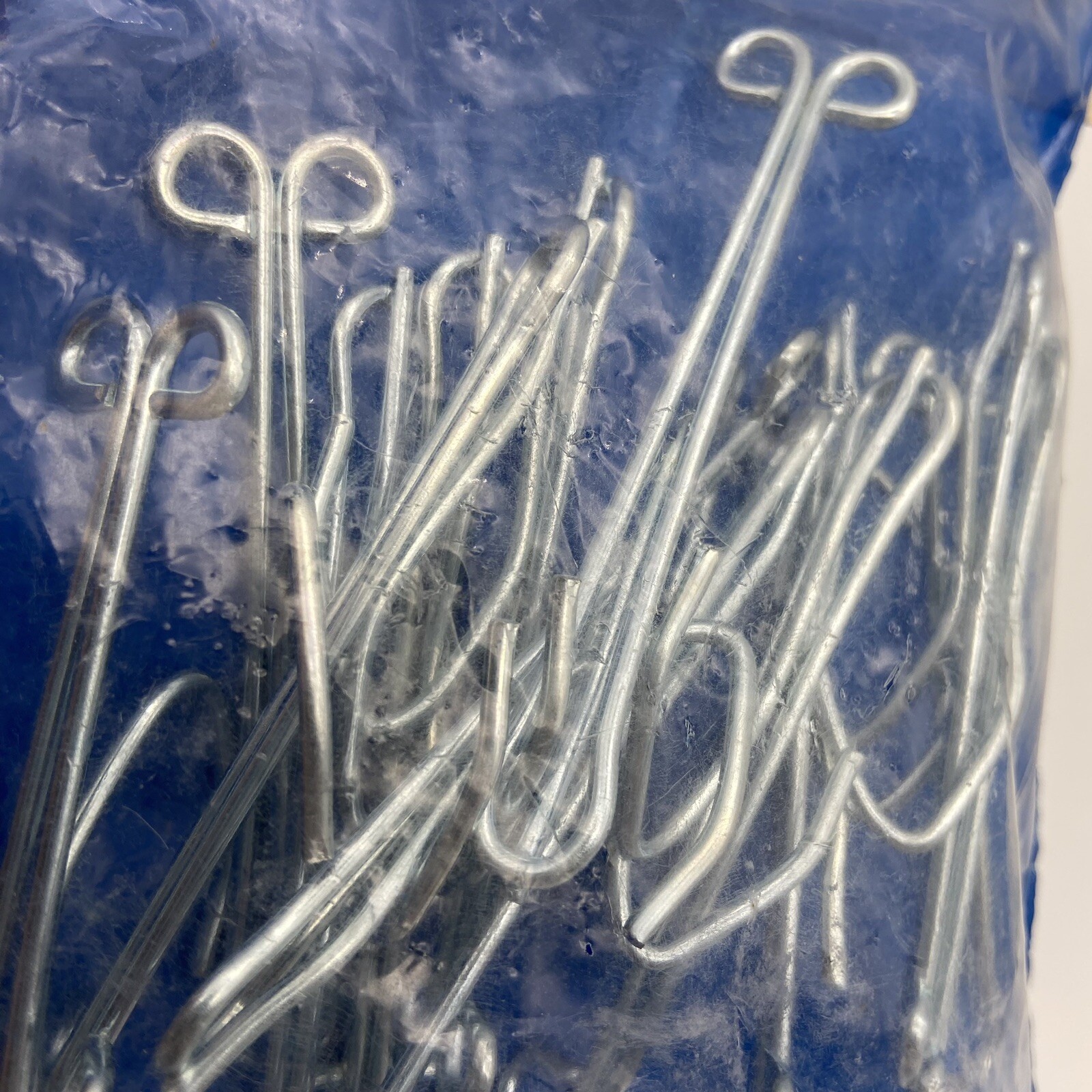 Slip-on Drapery Hooks 3″ for Traverse Rod 28 Count 1″ drop – Stanley NEW