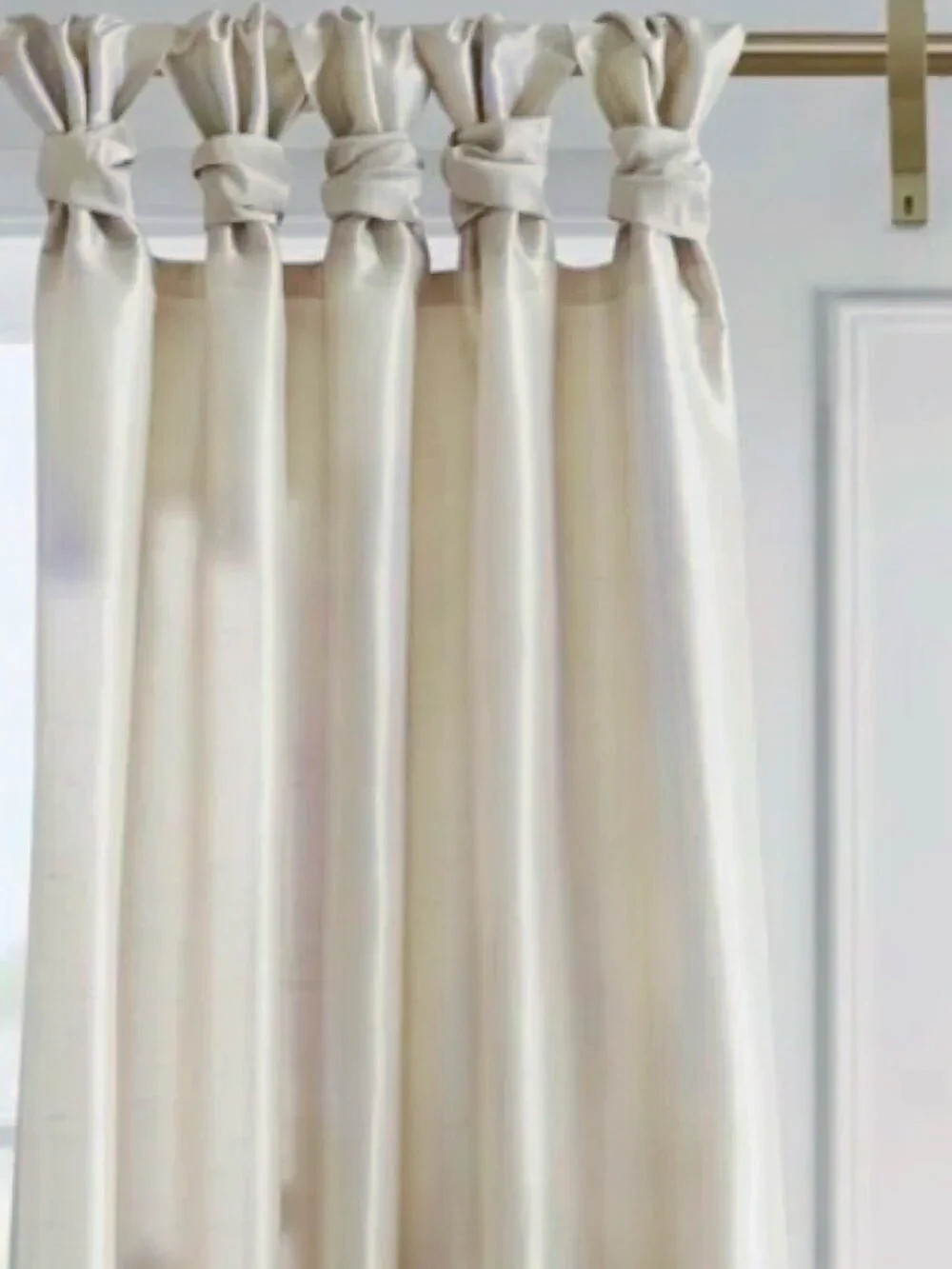 Set of 4 Madison Park Emilia Twist Tab top lined curtain panels 50 x 95