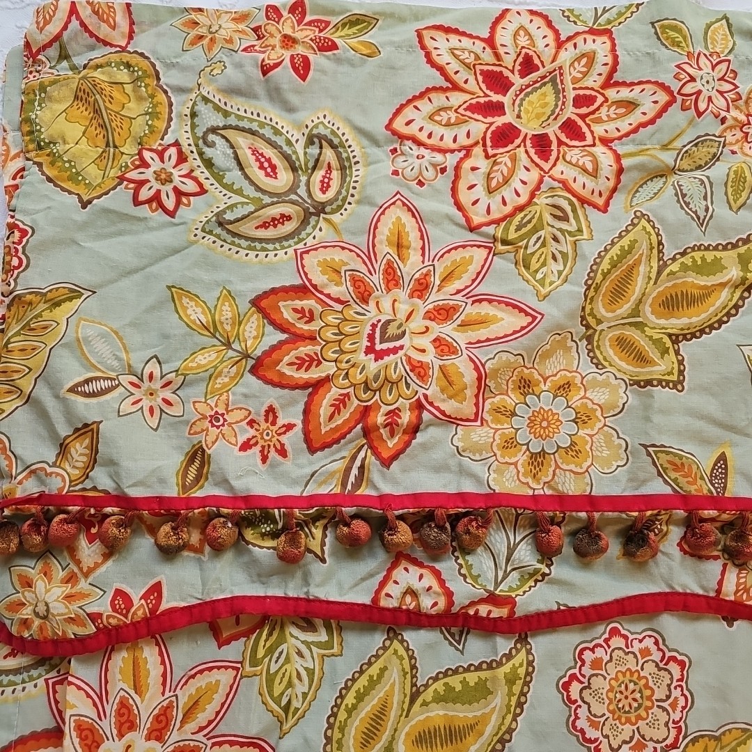 Waverly Charismatic Honeysuckle 2 Curtain Panels & 1 Valance Jacobean Floral